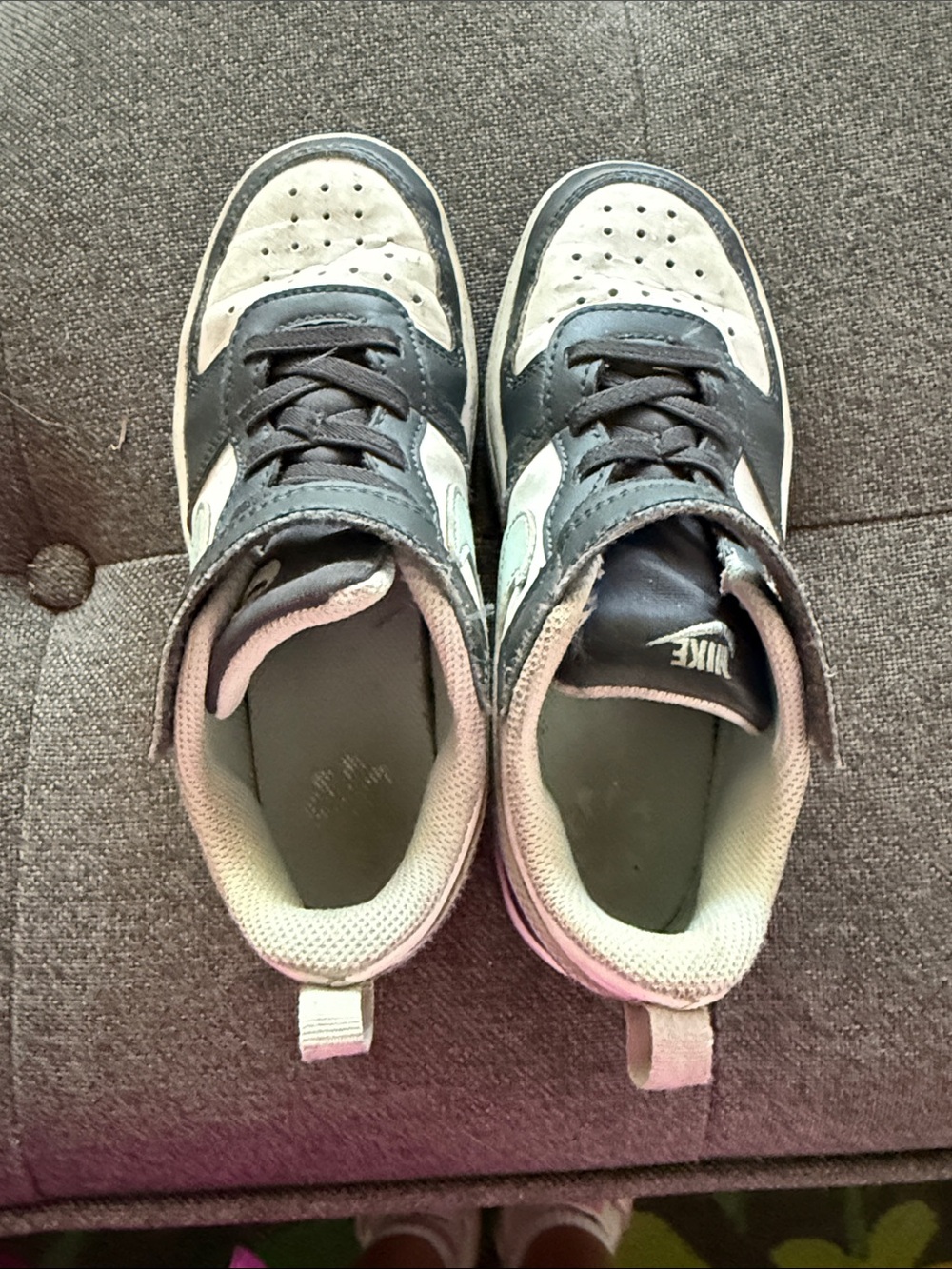 Nike Kids Black and Light Gray Low-Top Sneakers with White Accents